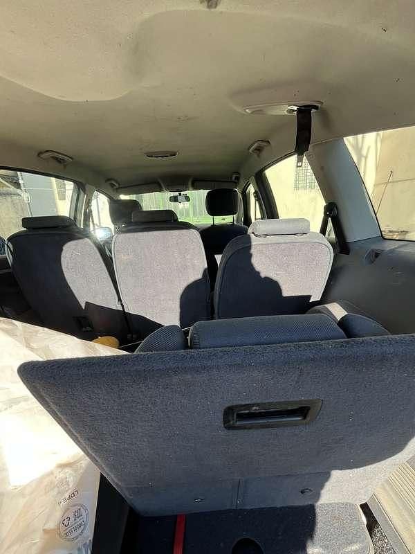 Usata Ford S-MAX Titanium 140 CV (102 kW) 2007 Monovolume