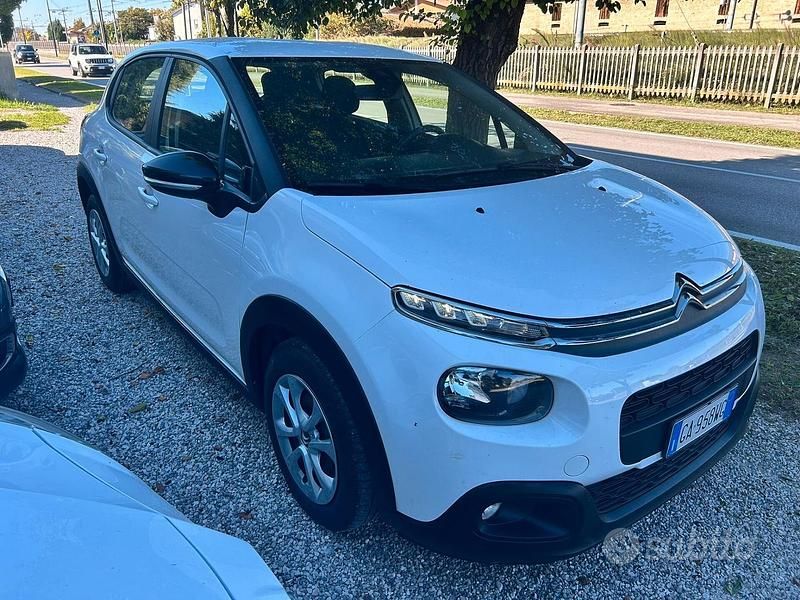 Usata Citroën C3 Feel 101 CV (74 kW) 2020 Bianco Utilitaria