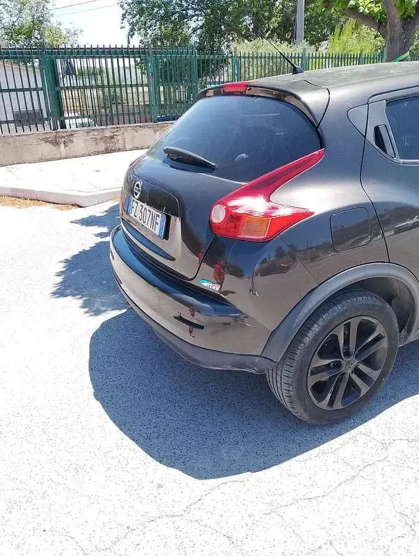 Usata Nissan Juke Tekna 110 CV (80 kW) 2011 Marrone SUV