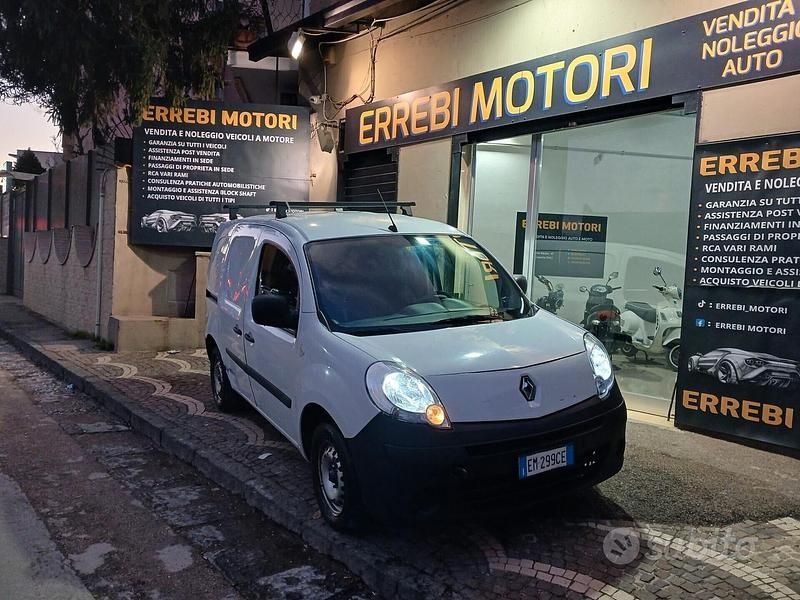 Usata Renault Kangoo 89 CV (65 kW) 2012 Bianco Monovolume