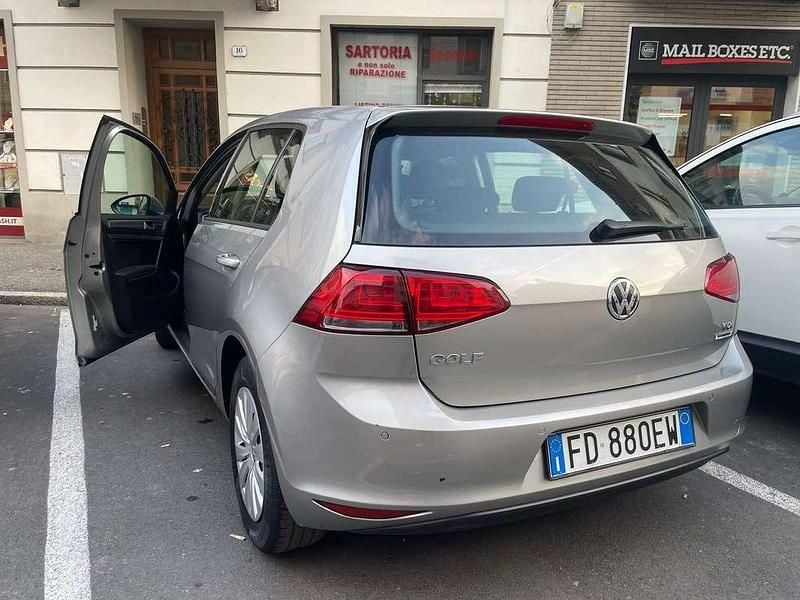 Usata VW Golf VII 90 CV (66 kW) 2016 Argento