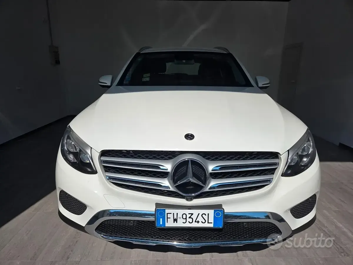Usata Mercedes GLC250 Premium 204 CV (150 kW) 2019 Bianco SUV