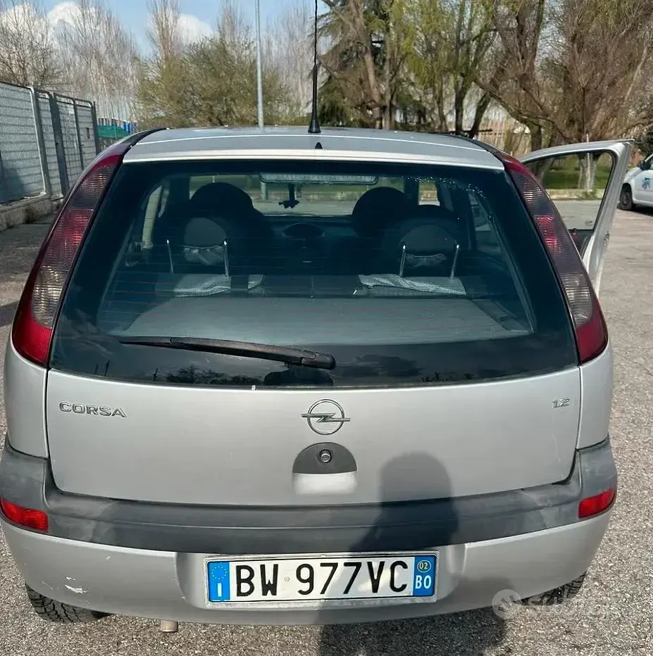 Usata Opel Corsa 75 CV (55 kW) 2002 Utilitaria