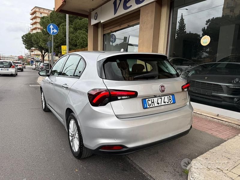 Usata Fiat Tipo Business 95 CV (69 kW) 2021 Grigio Berlina