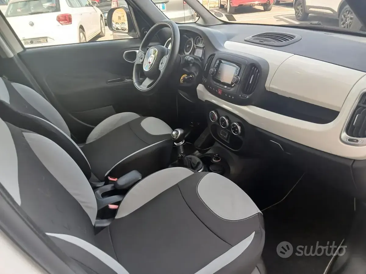 Usata Fiat 500L Pop Star 80 CV (58 kW) 2015 Bianco Monovolume