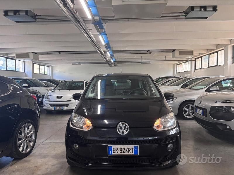 Nero Usata 2013 VW up! Due volumi | 3600 € (Buon prezzo) - Immagine 1/4