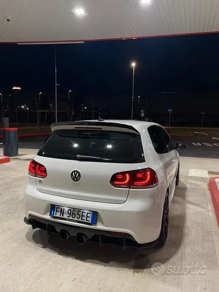 Usata VW Golf VI 270 CV (198 kW) 2010 Bianco Utilitaria