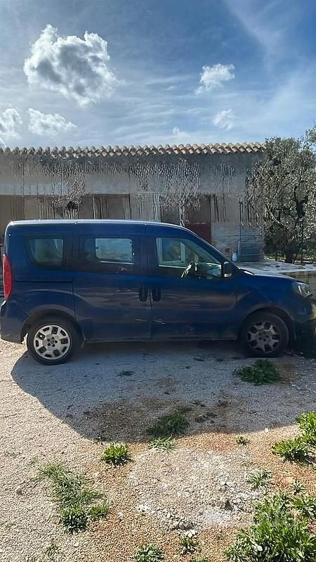 Usata Fiat Doblò 90 CV (66 kW) 2019 Monovolume