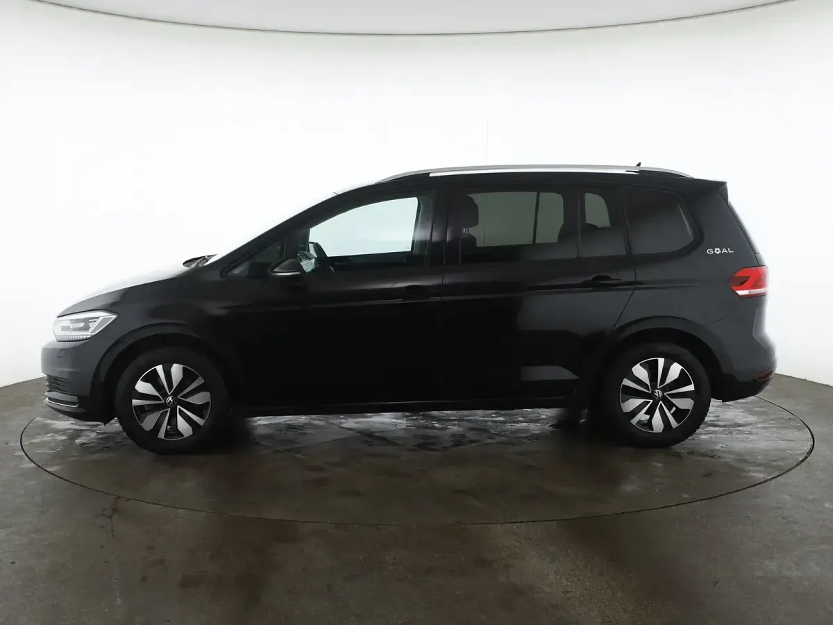 Usata VW Touran Edition 150 CV (110 kW) 2025 Grenadill black Monovolume