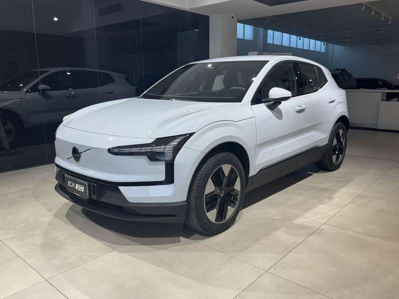 Nuova Volvo EX30 Core 75 kW (102 CV) 2025 Azzurro SUV