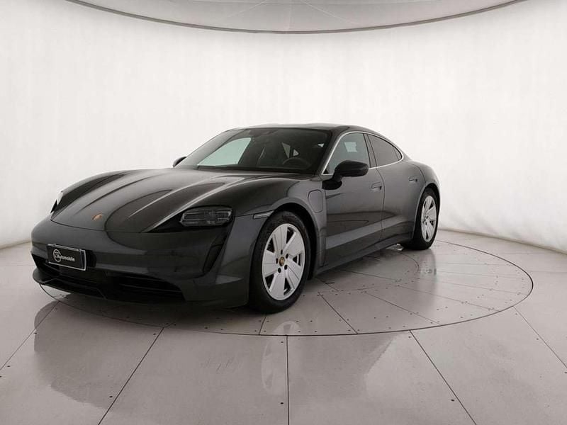 Nero Usata 2022 Porsche Taycan Tre volumi | 55.000 € (Buon prezzo) - Immagine 1/4