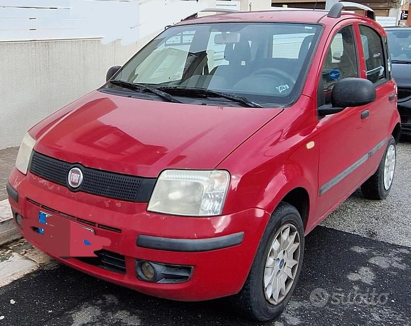Usata Fiat Panda 77 CV (56 kW) 2012 Rosso Utilitaria