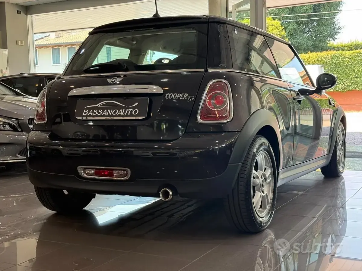 Usata Mini Cooper Coupé 111 CV (81 kW) 2013 Nero Coupé