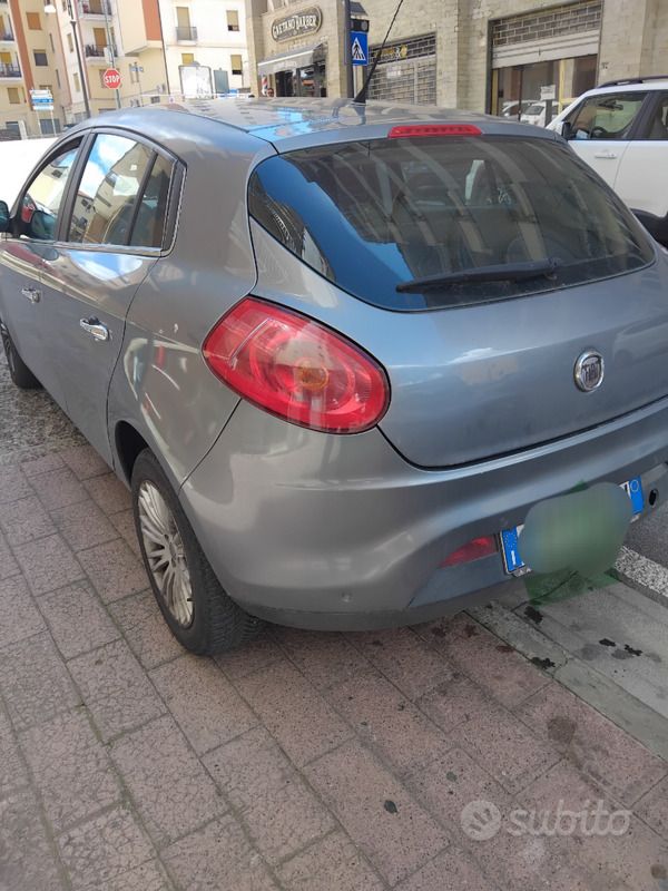 Usata Fiat Bravo 120 CV (88 kW) 2012 Grigio Utilitaria