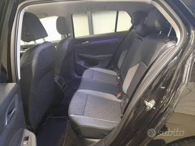 Usata VW Golf VIII Goal 150 CV (110 kW) 2025 Nero Berlina