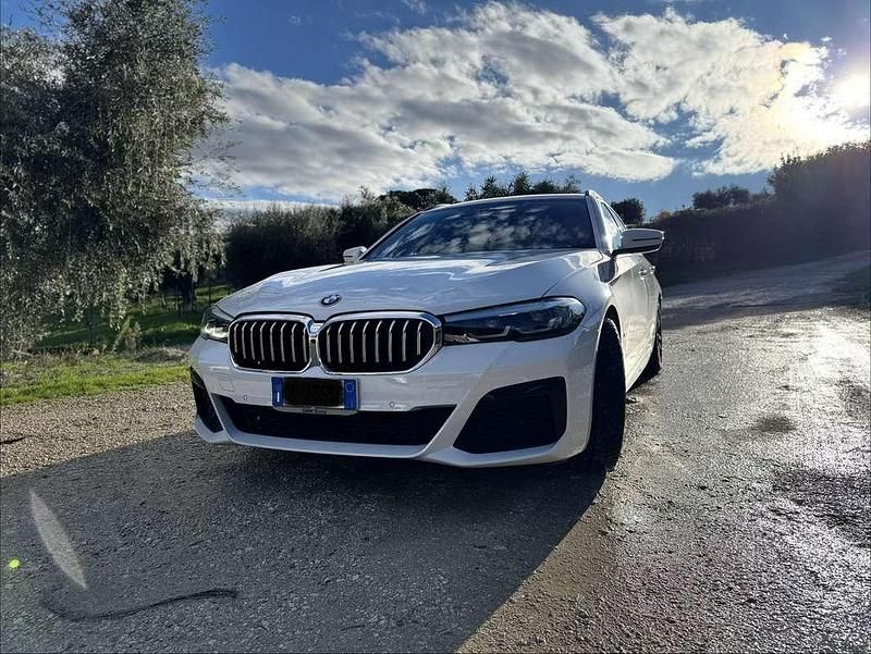 Usata BMW 520 M Sport 190 CV (139 kW) 2023 Bianco Station wagon