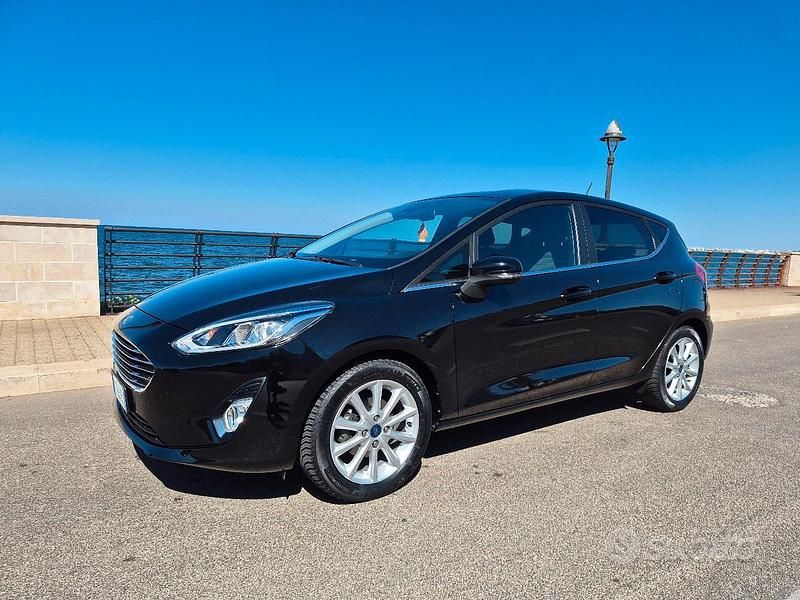 Usata Ford Fiesta 80 CV (58 kW) 2019 Nero Utilitaria
