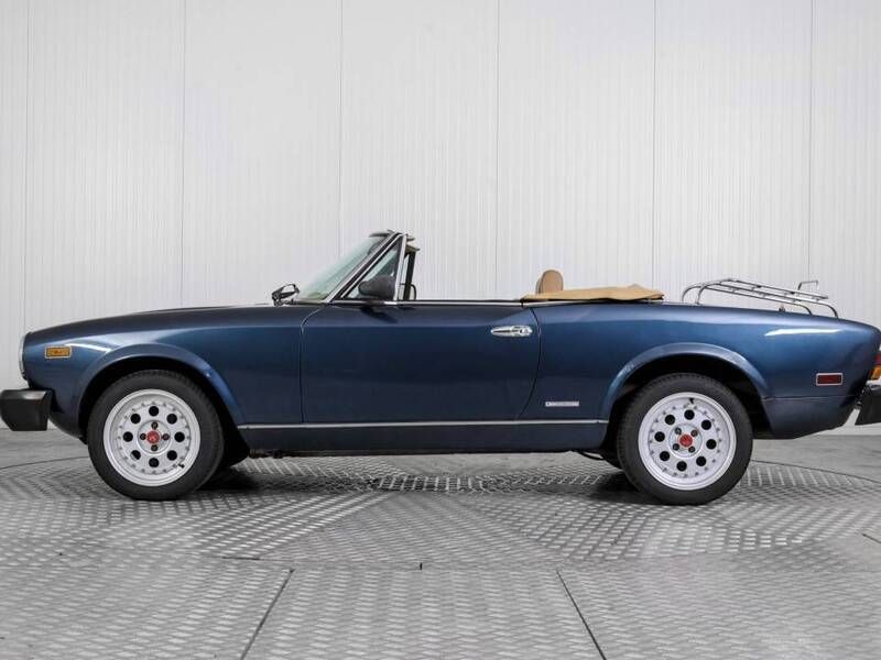 Usata Fiat 124 Spider 135 CV (99 kW) 1985 Blu Cabrio