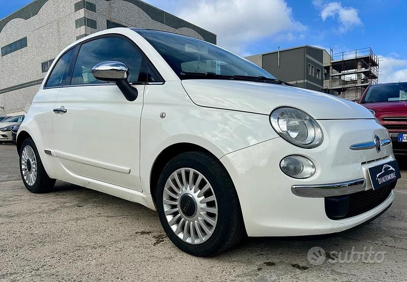Usata Fiat 500 Lounge 69 CV (50 kW) 2013 Bianco Berlina
