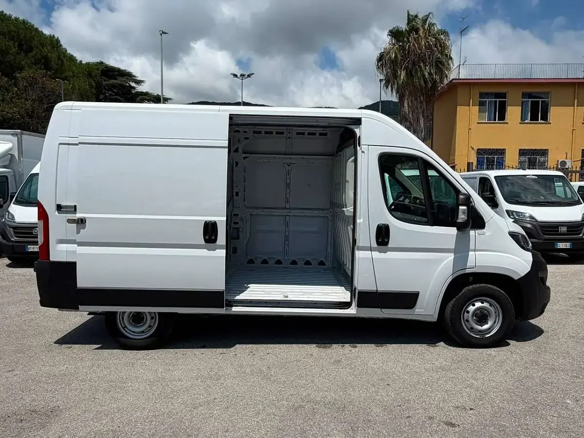 Usata Fiat Ducato 140 CV (102 kW) 2022 Bianco Furgone