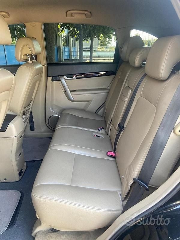 Usata Chevrolet Captiva 150 CV (110 kW) 2006 Nero SUV