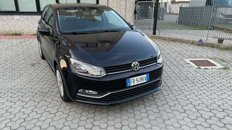Usata VW Polo Comfortline 75 CV (55 kW) 2015 Nero Berlina