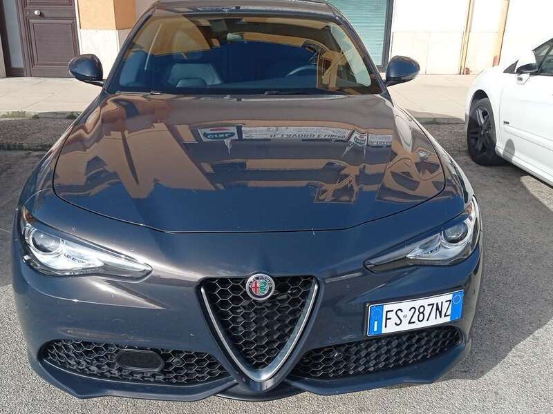 Usato 2018 Alfa Romeo Giulia 2.1 Diesel 211 CV (30.000 €)