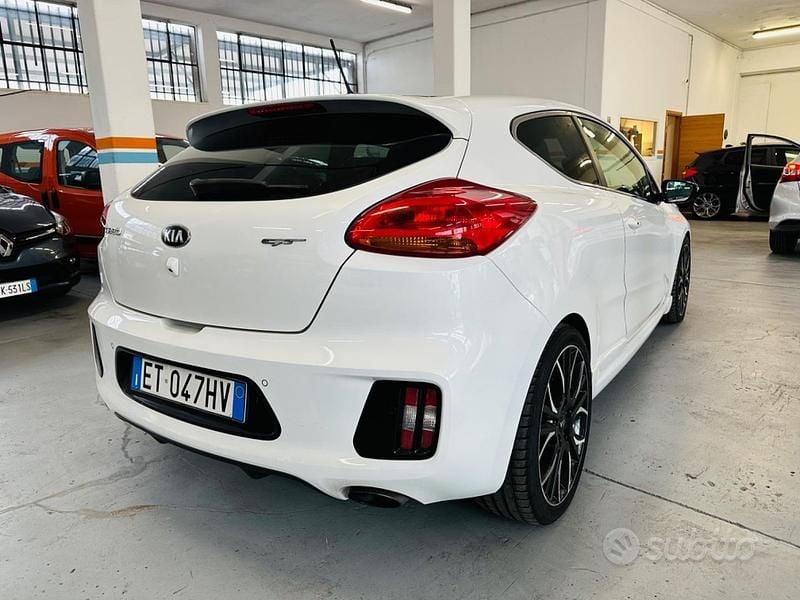 Usata Kia ProCeed 204 CV (150 kW) 2013 Bianco Utilitaria