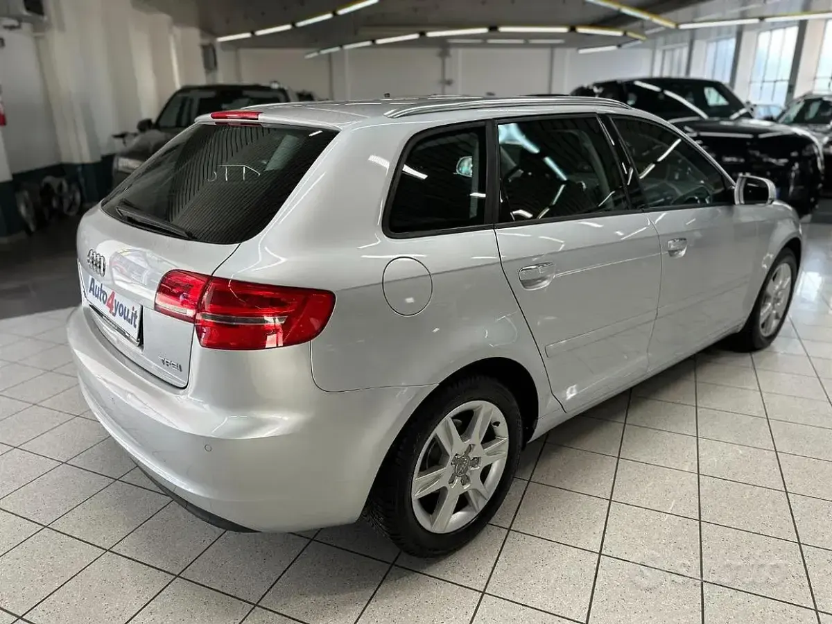 Usata Audi A3 Attraction 105 CV (77 kW) 2012 Grigio Utilitaria