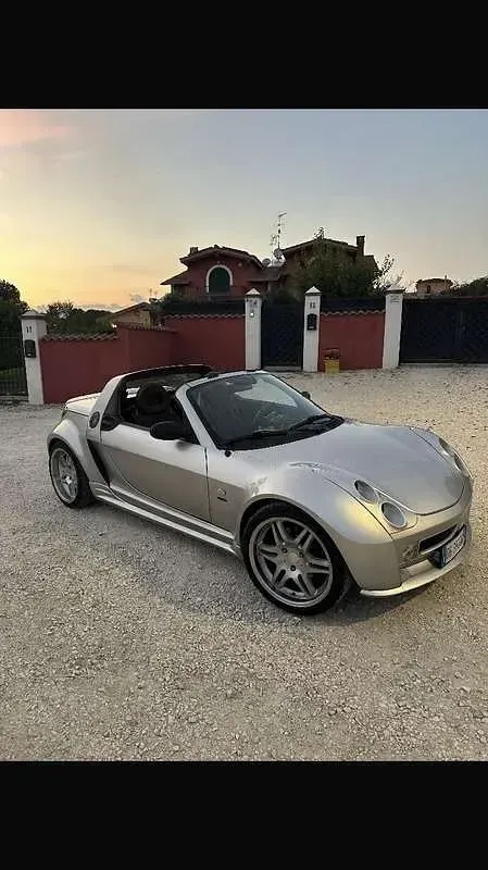 Usata Smart Roadster Brabus 101 CV (74 kW) 2026 Argento Cabrio