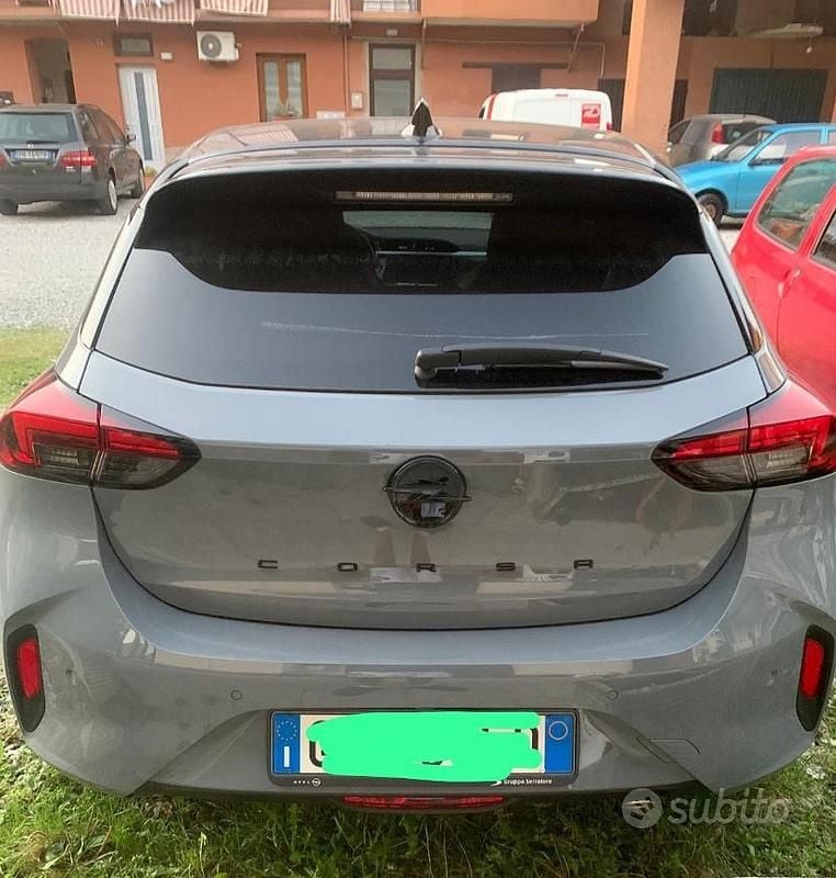 Usata 2024 Opel Corsa Tre volumi | 17.580 € (Cara) - Immagine 1/4