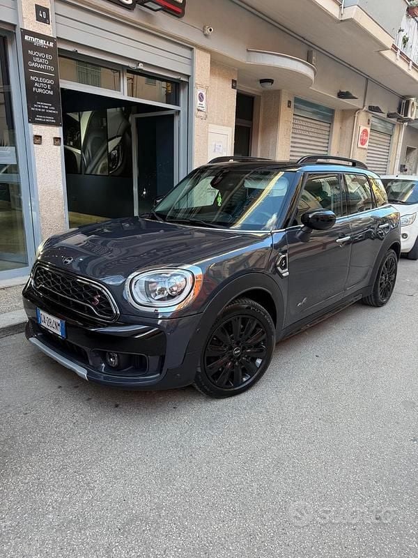 Grigio Usata 2020 Mini Cooper Countryman SUV | 15.800 € (Ottimo prezzo) - Immagine 1/4