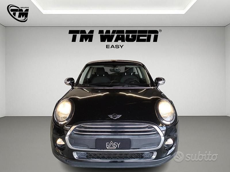 Usata Mini ONE 102 CV (75 kW) 2016 Nero Utilitaria