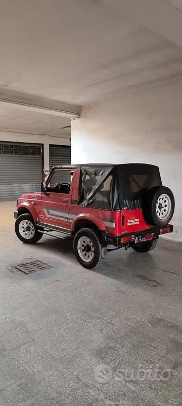 Usata Suzuki Samurai 64 CV (47 kW) 1989 Rosso SUV