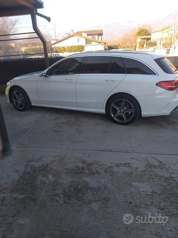 Usata Mercedes C220 AMG 170 CV (125 kW) 2015 Bianco Station wagon