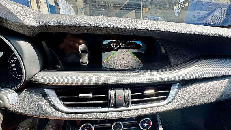 Usata Alfa Romeo Stelvio Business 209 CV (153 kW) 2019 Grigio SUV