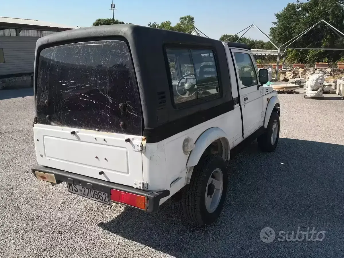 Usata Suzuki Samurai 1992 Bianco SUV