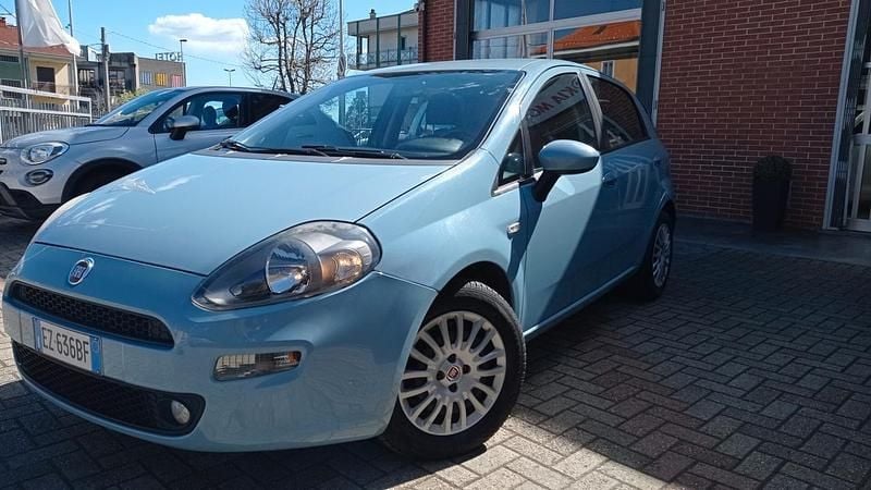 Usata Fiat Punto Street 75 CV (55 kW) 2015 Blu Utilitaria