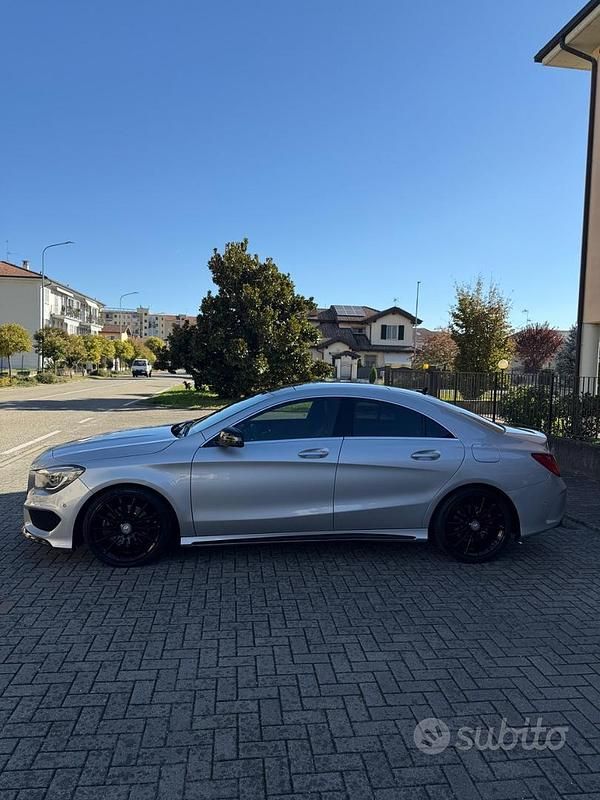 Usata Mercedes CLA220 Premium 177 CV (130 kW) 2015 Berlina