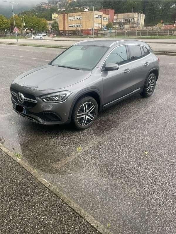 Usata 2022 Mercedes GLA180 SUV | 29.300 € (Super prezzo) - Immagine 1/4