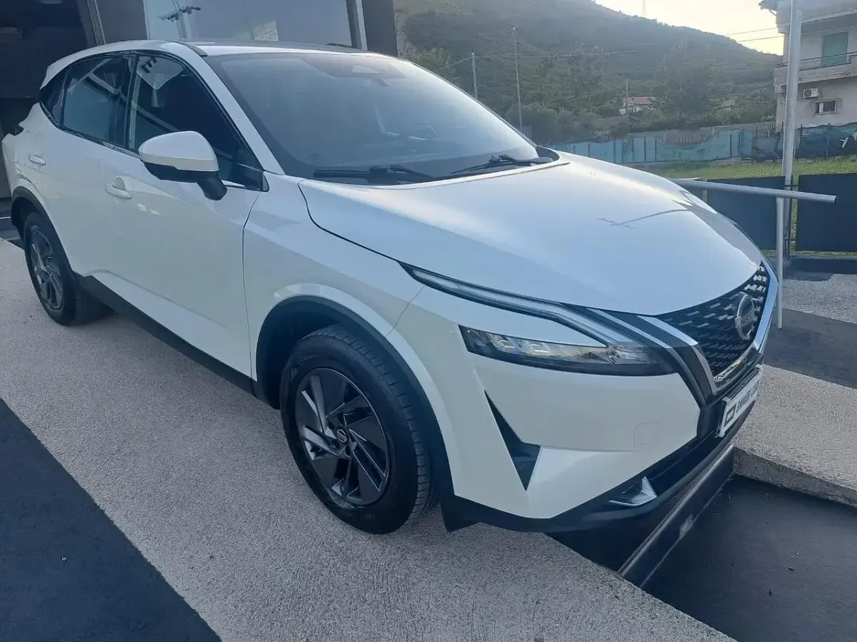 Usata Nissan Qashqai S 158 CV (116 kW) 2021 Bianco SUV