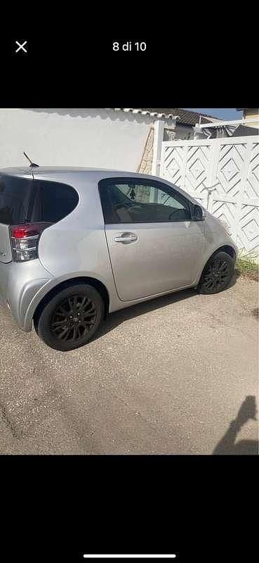 Usata Toyota iQ 68 CV (50 kW) 2011 Utilitaria