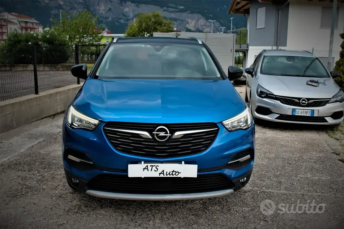 Usata Opel Grandland X Business 131 CV (96 kW) 2020 Bluazzurro SUV