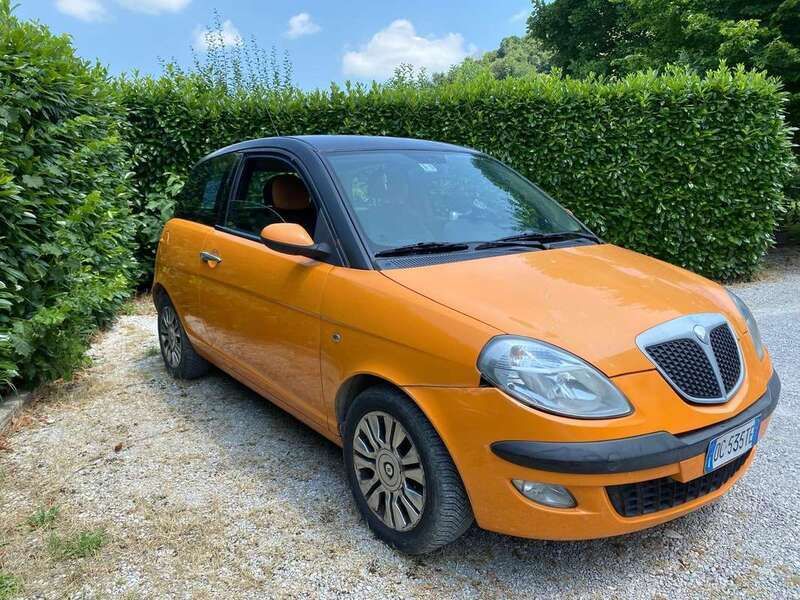 Usata Lancia Ypsilon 60 CV (44 kW) 2006 Utilitaria