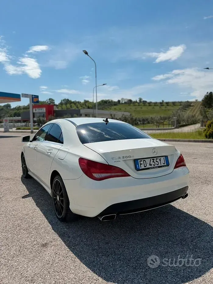 Usata Mercedes CLA200 Premium 136 CV (100 kW) 2016 Coupé