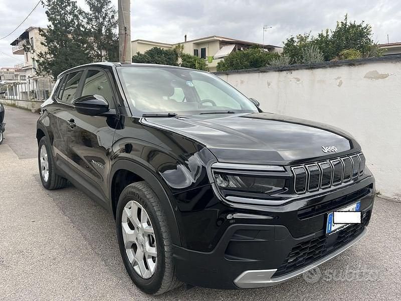 Usata Jeep Avenger EV Altitude 114 kW (156 CV) 2024 Nero SUV