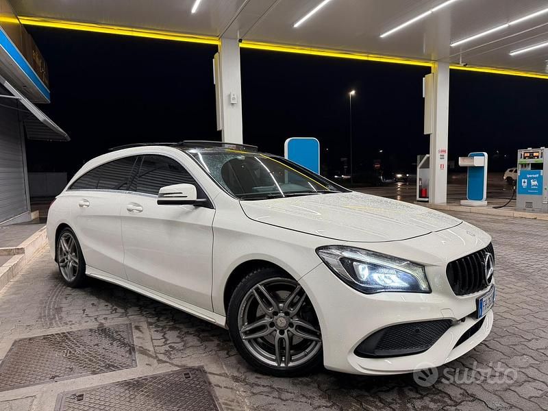 Usata Mercedes CLA220 AMG line 177 CV (130 kW) 2017 Bianco Berlina