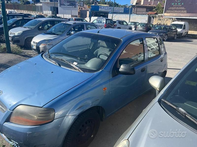 Usata Chevrolet Kalos 72 CV (52 kW) 2004 Blu Berlina