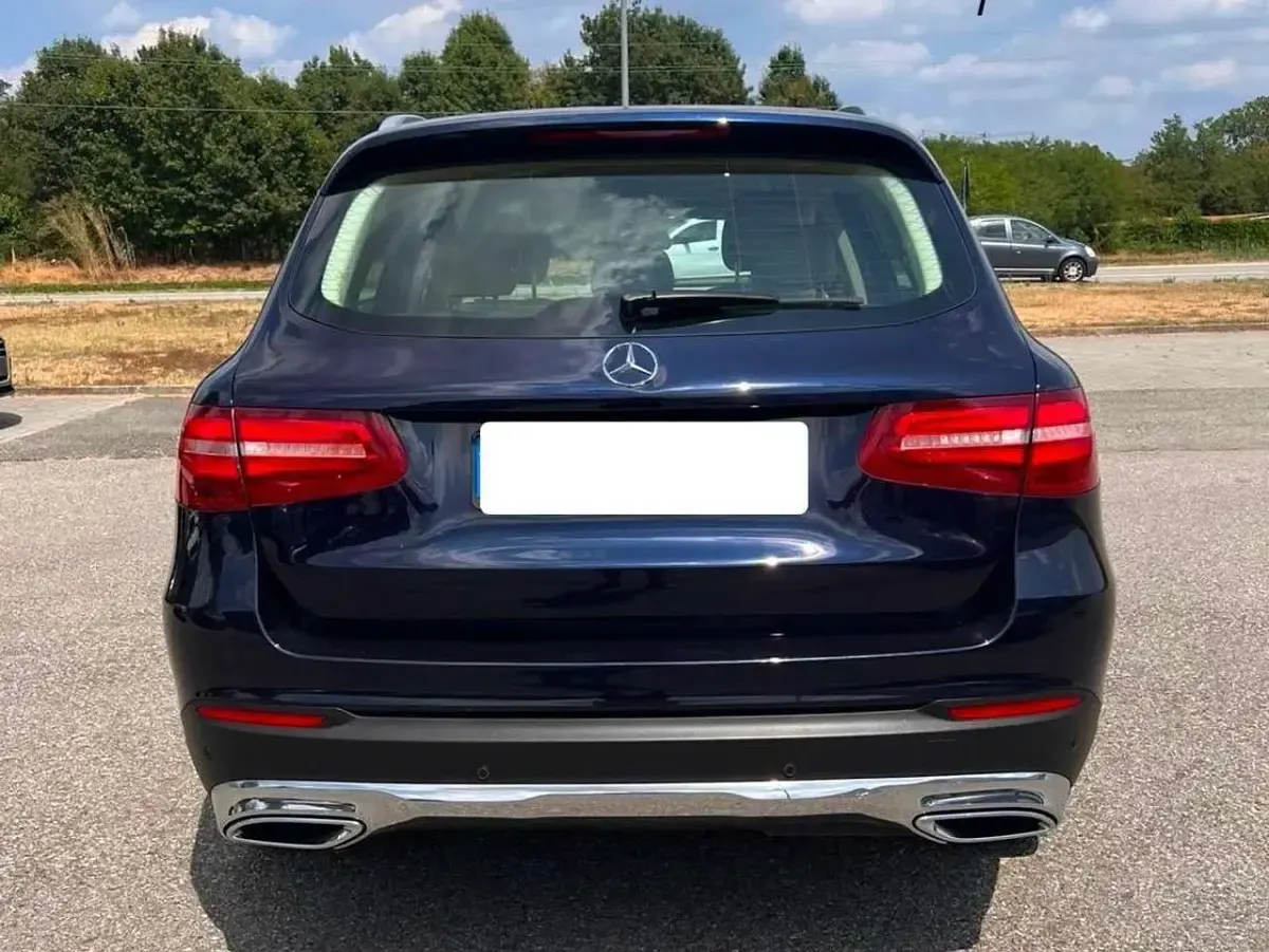 Usata Mercedes GLC250 204 CV (150 kW) 2017 Blu/azzurro SUV