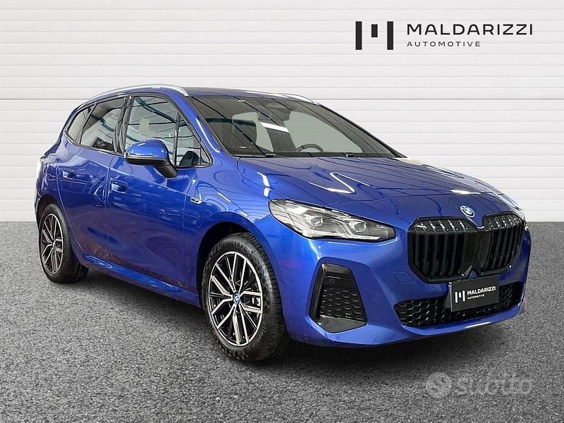 Usata BMW 225 Active Tourer M Sport 245 CV (180 kW) 2023 Blu Monovolume